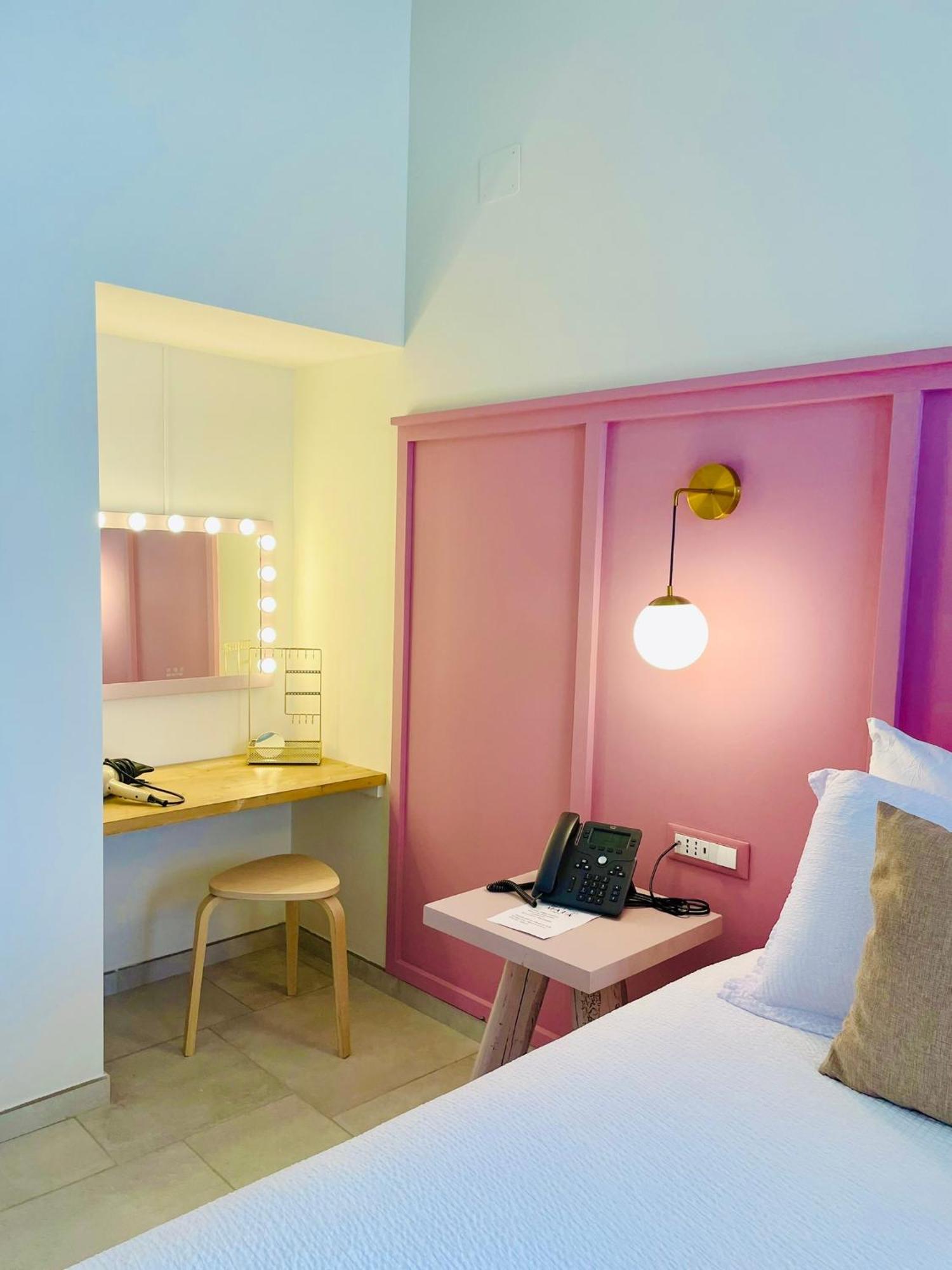 Palazzo Mata Boutique Hotel ตารันโต ภายนอก รูปภาพ